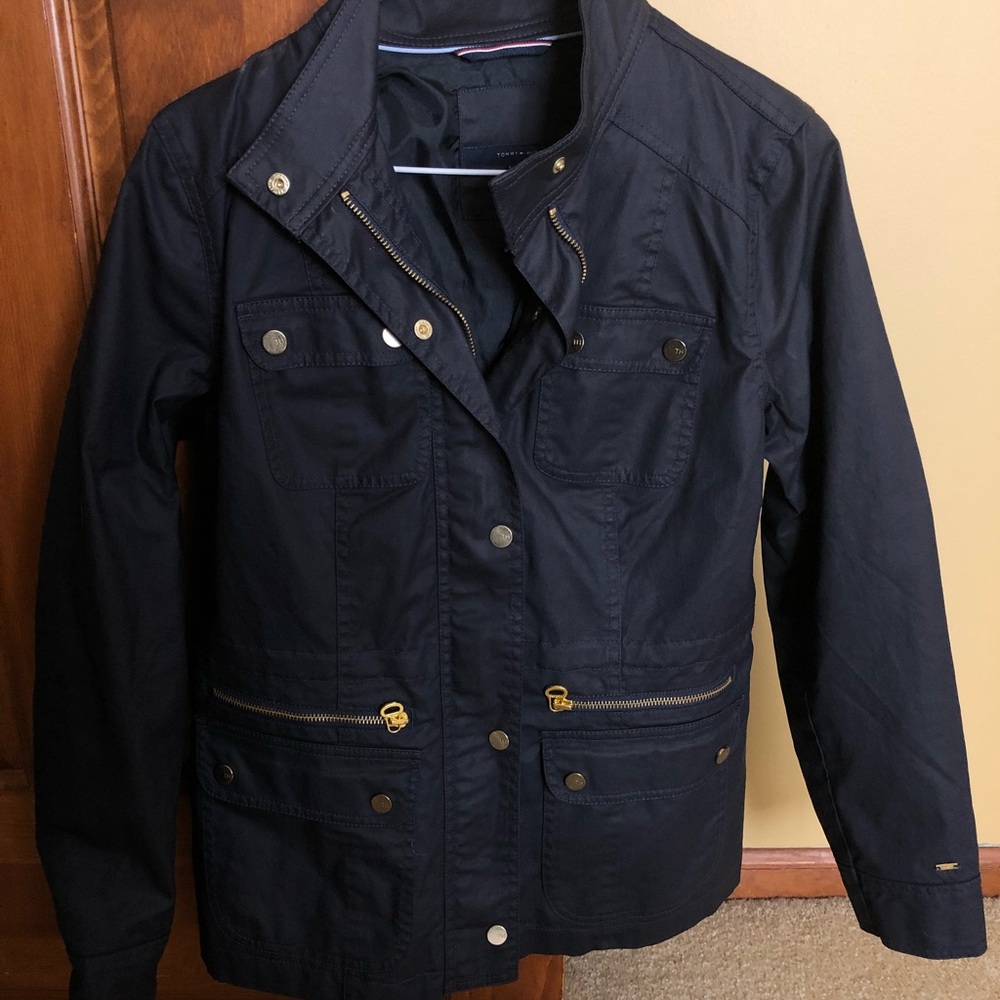 Never worn Tommy Hilfiger raincoat